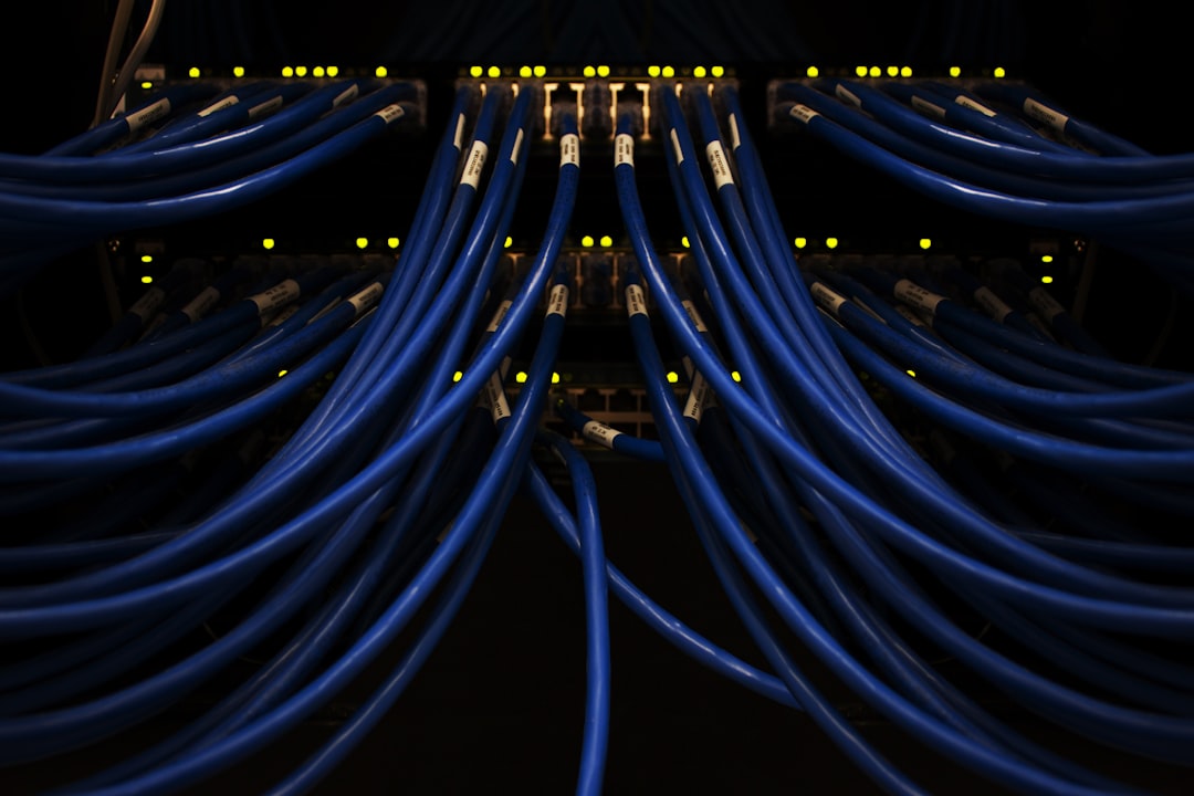 Ancho de banda y tráfico: qué significan en tu hosting